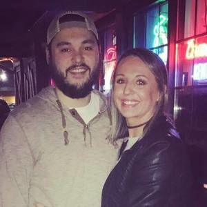 Meet your Posher, Leah